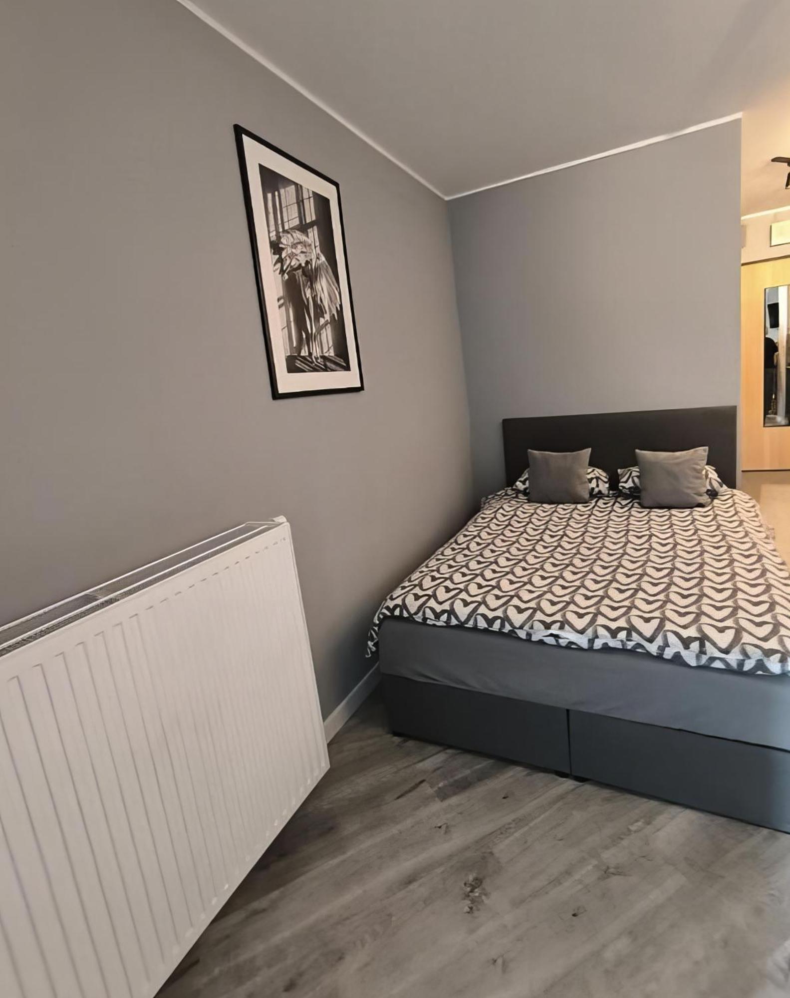 Apartamento 77 Wiktoryn Studio Varsovia Exterior foto